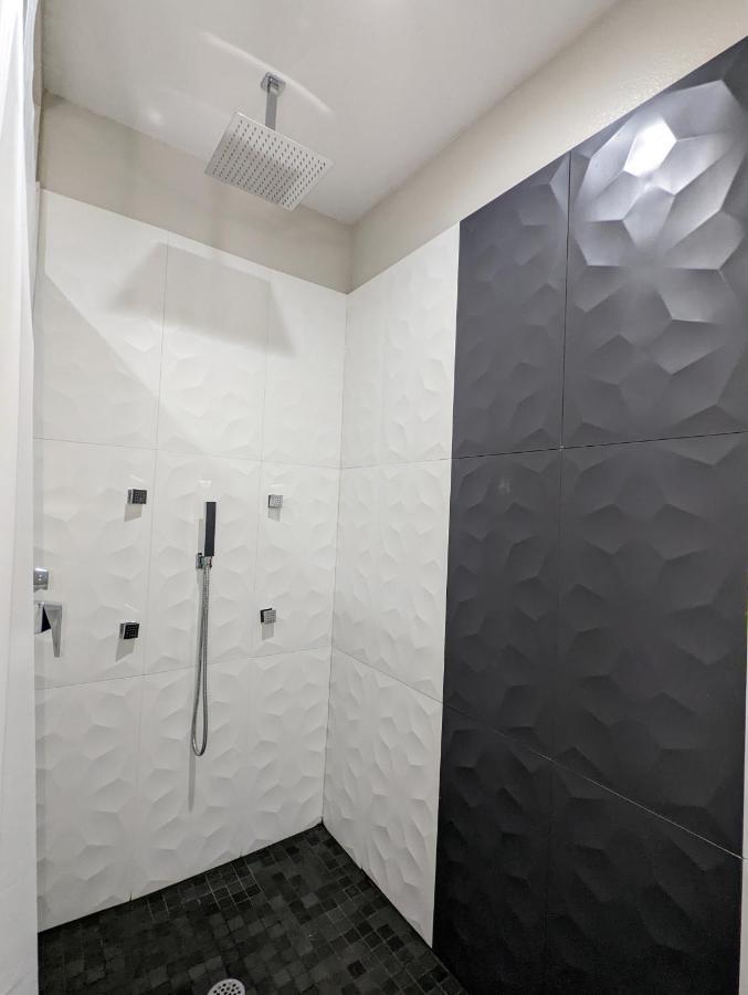 Crystal Inn Galena Park Bagian luar foto